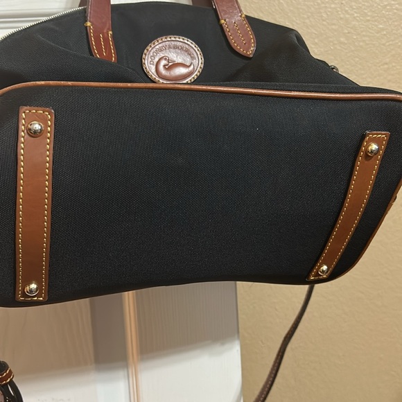 Dooney and Bourke black canvas tote with detachable shoulder strap. - Picture 2 of 5